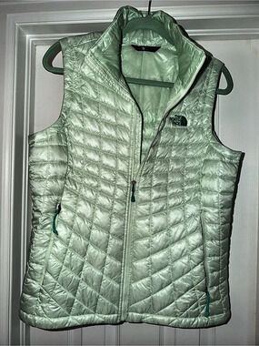 The North Face ThermoBall Vest Quilted Green Medium